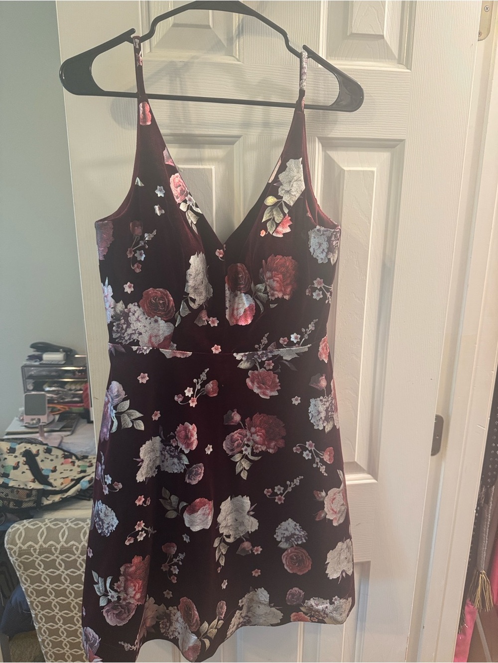 Social Couture Large V-Neck Spaghetti Strap Dress - Burgundy